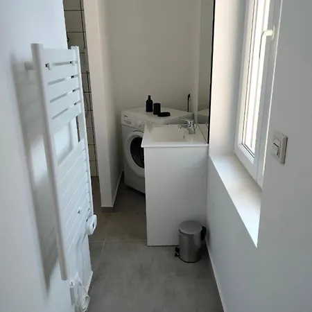 Apartman Charles Rogier 4 *