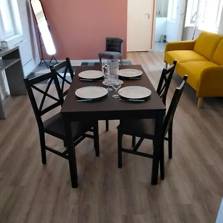 Apartman Charles Rogier 4 *